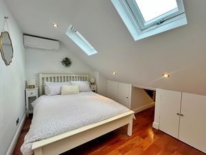 Photo 18- click for photo gallery